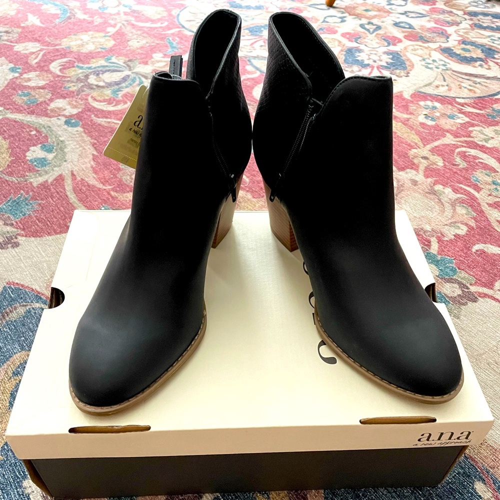 ANA black boots